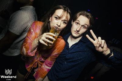 Party Bild aus dem Weekend Club Berlin vom 15.11.2024